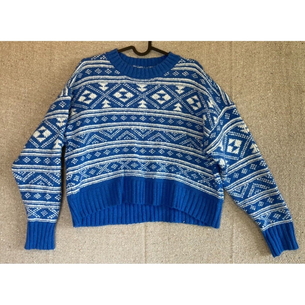 American Eagle Women's Medium Crew Neck Sweater Printed Ribbed Crop Blue & White